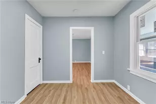 1401 E 219th St, Euclid, OH 44117 - Photo 14