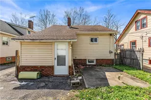 1401 E 219th St, Euclid, OH 44117 - Photo 26