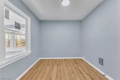 1401 E 219th Street, Euclid, OH 44117 - Photo 16