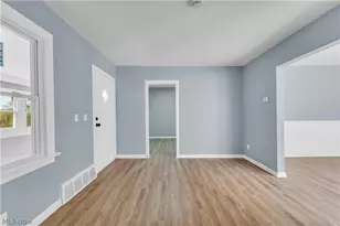 1401 E 219th St, Euclid, OH 44117 - Photo 6