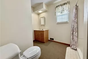 1181 Clement Ave, Belpre, OH 45714 - Photo 22