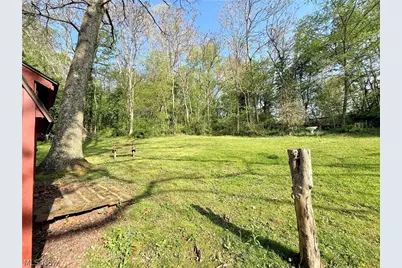 1181 Clement Avenue, Belpre, OH 45714 - Photo 8