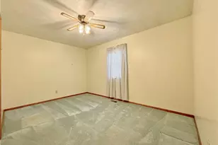 1181 Clement Ave, Belpre, OH 45714 - Photo 24