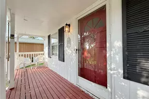 1181 Clement Ave, Belpre, OH 45714 - Photo 6