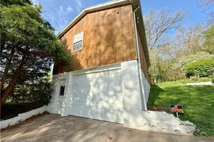 1181 Clement Ave, Belpre, OH 45714 - Photo 4