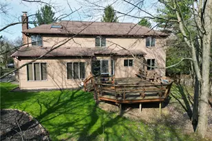 10621 Sherwood Trail, North Royalton, OH 44133 - Photo 2