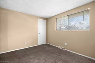 1627 E 33rd St, Lorain, OH 44055 - Photo 32