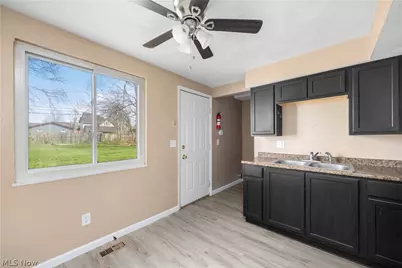 1627 E 33rd Street, Lorain, OH 44055 - Photo 22