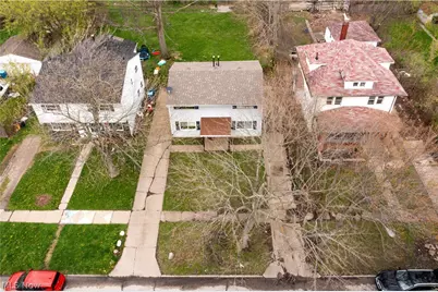 1627 E 33rd Street, Lorain, OH 44055 - Photo 2