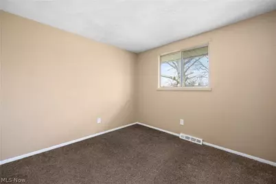 1627 E 33rd Street, Lorain, OH 44055 - Photo 28