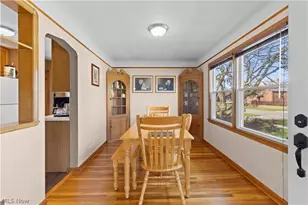 6394 Westminster Dr, Parma, OH 44129 - Photo 6