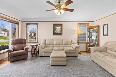 6394 Westminster Drive, Parma, OH 44129 - Photo 4