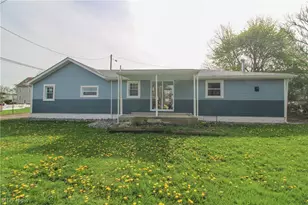 43 Washington St, East Palestine, OH 44413 - Photo 2