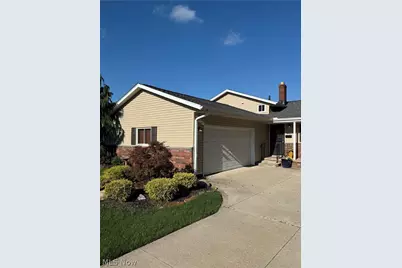 6033 Sweet Birch Drive, Huber Heights, OH 44146 - Photo 2