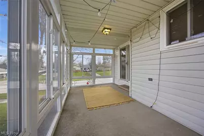 6033 Sweet Birch Drive, Huber Heights, OH 44146 - Photo 20