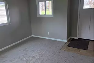 894 N Carpenter Rd, Brunswick, OH 44212 - Photo 10