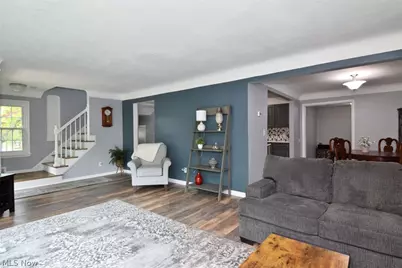17407 Lomond Boulevard, Huber Heights, OH 44120 - Photo 6