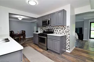 17407 Lomond Blvd, Huber Heights, OH 44120 - Photo 12