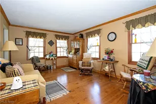40100 Jones Rd, Wellington, OH 44090 - Photo 6