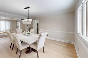 608 Dewitt Dr, Highland Heights, OH 44143 - Photo 10