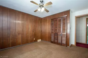8409 Wainstead Dr, Parma, OH 44129 - Photo 22
