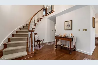 480 W Highland Drive, Zanesville, OH 43701 - Photo 6