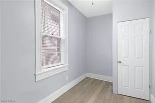2597 W 15th St, Loveland, OH 44113 - Photo 14