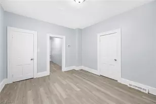 2597 W 15th St, Loveland, OH 44113 - Photo 10