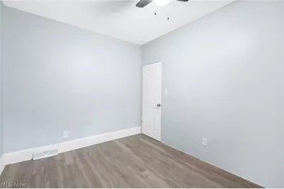 2597 W 15th Street, Loveland, OH 44113 - Photo 8