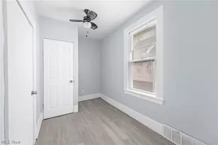 2597 W 15th St, Loveland, OH 44113 - Photo 18