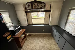 610 Karen Ave NW, New Philadelphia, OH 44663 - Photo 4