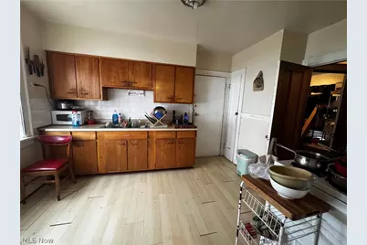 9327 Clifton Boulevard, Loveland, OH 44102 - Photo 32