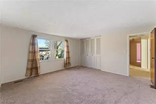 2085 Woodland Trace St, Austintown, OH 44515 - Photo 28