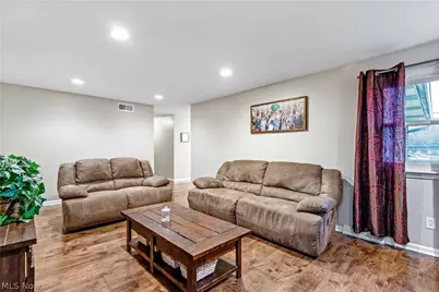 7130 Mill Creek Boulevard, Youngstown, OH 44512 - Photo 20