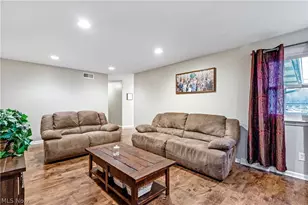 7130 Mill Creek Blvd, Youngstown, OH 44512 - Photo 20