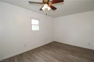 152 Garvin Ave, Elyria, OH 44035 - Photo 12
