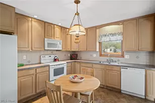 6512 Miller Dr, North Ridgeville, OH 44039 - Photo 8