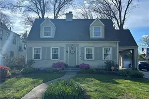 365 Genesee Ave NE, Warren, OH 44483 - Photo 2