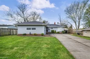 7504 Skylark Dr, Parma, OH 44130 - Photo 2