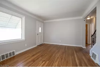 20770 Morris Avenue, Euclid, OH 44123 - Photo 10