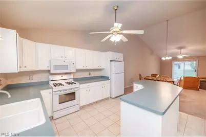 521 Wilcox Lane #B, Austintown, OH 44515 - Photo 12
