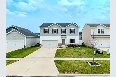 421 River Run Drive, Elyria, OH 44035 - Photo 2