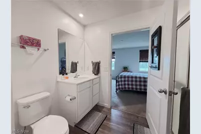 2670 Himelrigh Boulevard, Barberton, OH 44203 - Photo 16