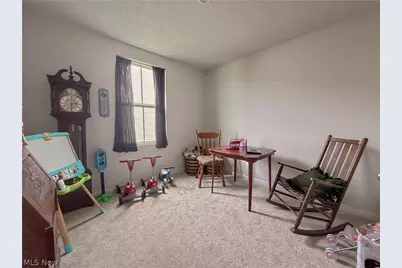 2670 Himelrigh Boulevard, Barberton, OH 44203 - Photo 20