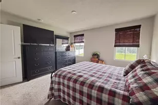 2670 Himelrigh Blvd, Barberton, OH 44203 - Photo 14