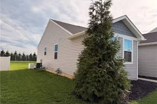 2670 Himelrigh Blvd, Barberton, OH 44203 - Photo 38