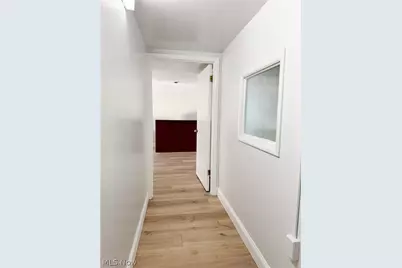 7543 Broadview Road, Green Hills, OH 44131 - Photo 10