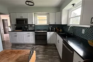 300 Concord Dr, Lorain, OH 44052 - Photo 6