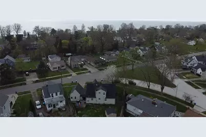 300 Concord Drive, Lorain, OH 44052 - Photo 32