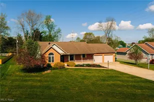 21735 Star Lite Dr, West Lafayette, OH 43845 - Photo 2
